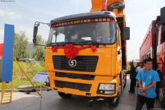 陜汽 德龍F(tuán)2000重卡 350馬力 6X4 LNG自卸車(SX3256DR384TL)